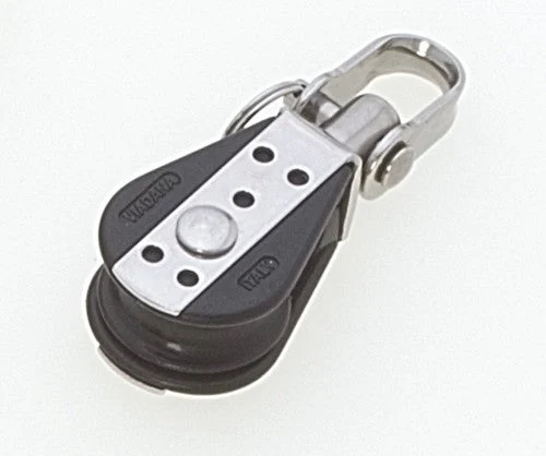 Viadana 22mm Single Ball Bearing Swivel Block w/Shackle, 10.62